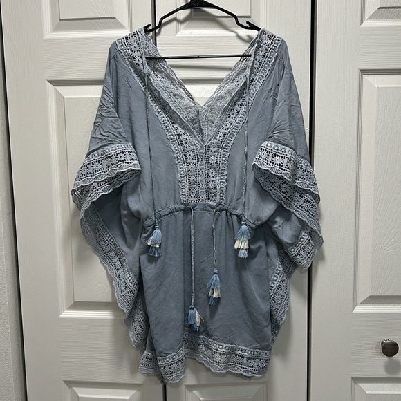 Surf Gypsy Dusty Blue and Lace Beach Coverup with a Cinched Waist Size Large - Picture 2 of 6